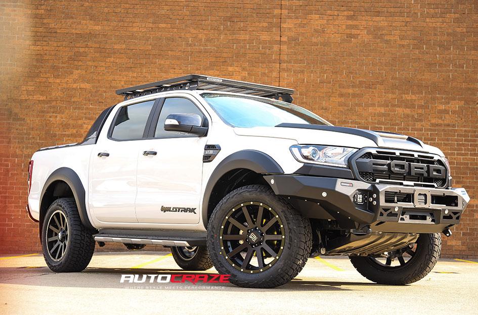 FORD RANGER HEIST SATIN BLACK